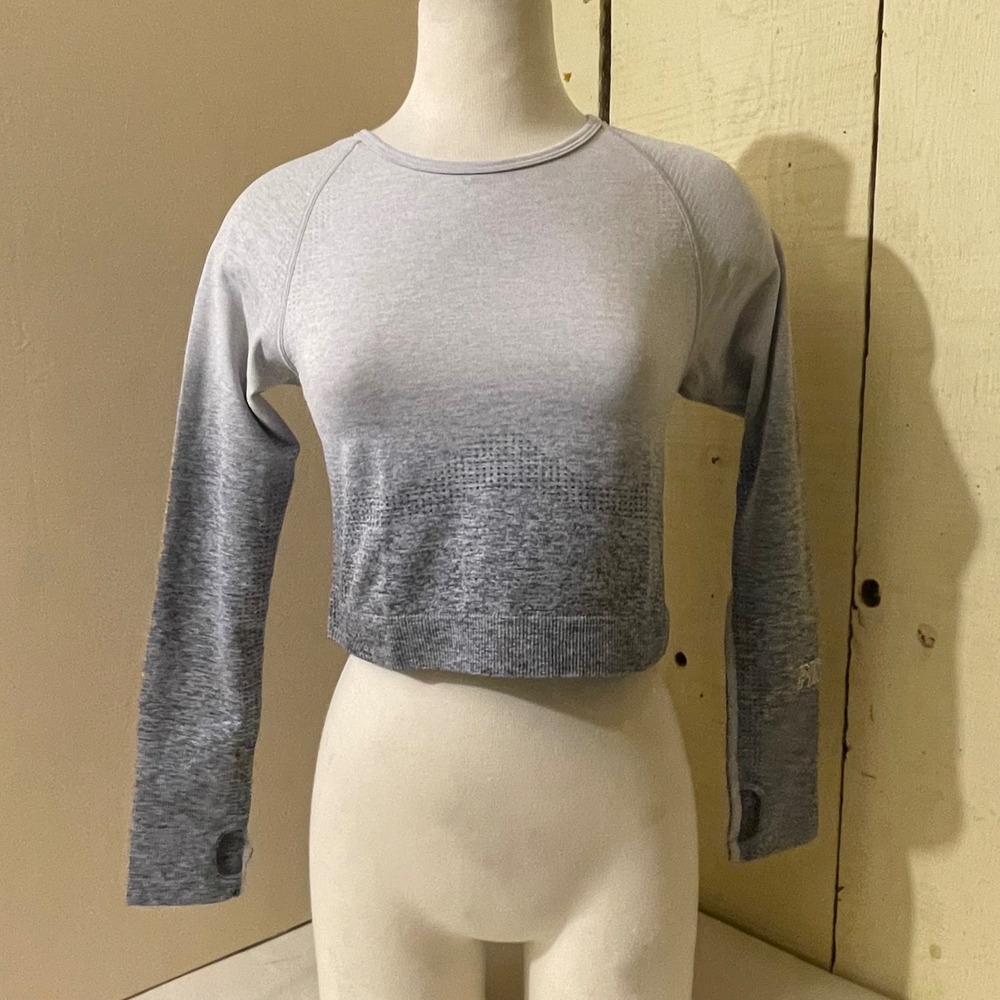 PINK Victorias Secret Size Large Grey Ombre Seamless Long Sleeve Crop Top Active